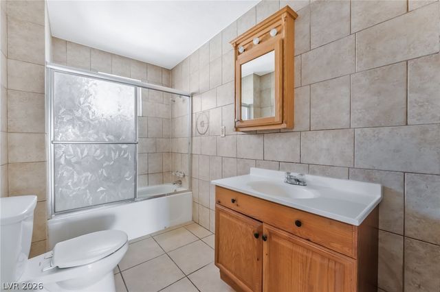 3490 North Pecos Road, Las Vegas, NV 89115