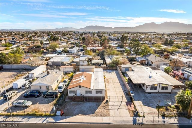 3490 North Pecos Road, Las Vegas, NV 89115