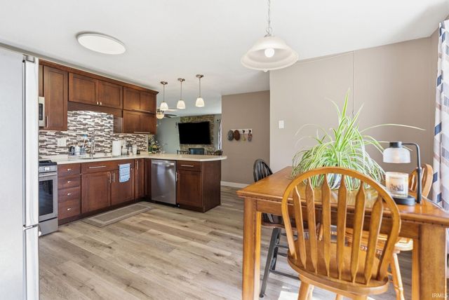 3819 Summersworth Run, Fort Wayne, IN 46804