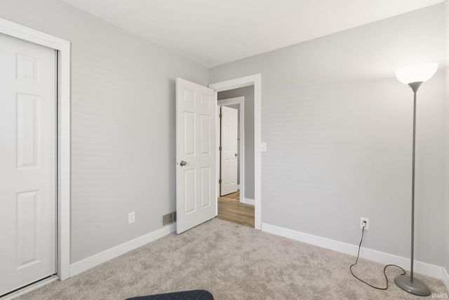 3819 Summersworth Run, Fort Wayne, IN 46804