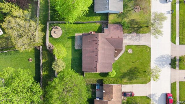 3819 Summersworth Run, Fort Wayne, IN 46804