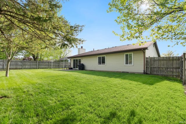 3819 Summersworth Run, Fort Wayne, IN 46804