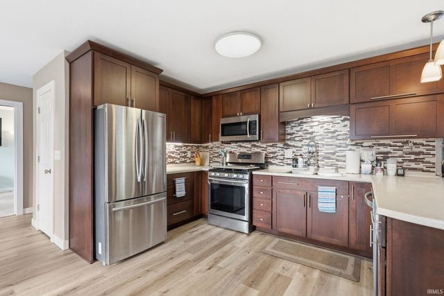 3819 Summersworth Run, Fort Wayne, IN 46804