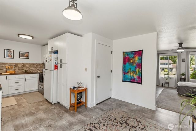 9010 9th Place SE, Lake Stevens, WA 98258