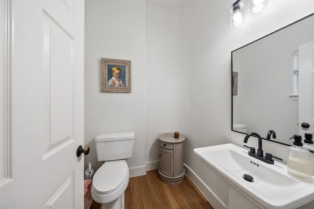 5734 Petty Street, Houston, TX 77007