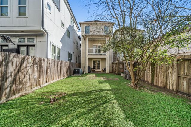 5734 Petty Street, Houston, TX 77007