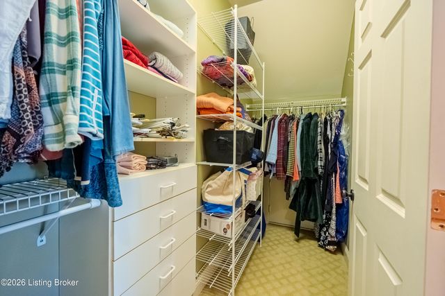 4004 Fox Meadow Way, Prospect, KY 40059