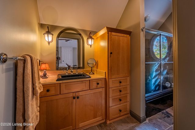 4004 Fox Meadow Way, Prospect, KY 40059