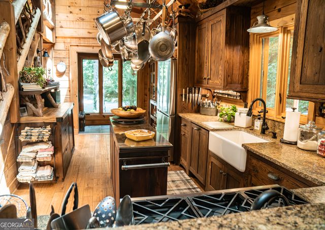 456 Bull Frog Lane, Clayton, GA 30525