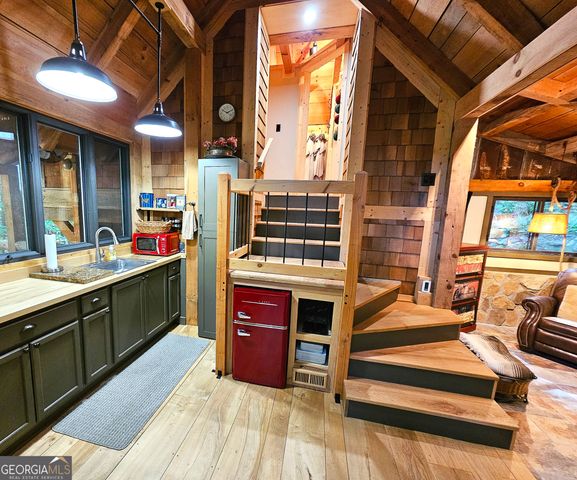 456 Bull Frog Lane, Clayton, GA 30525