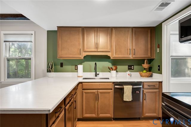 1502 Cedar Mountain Ct, Henrico, VA 23228