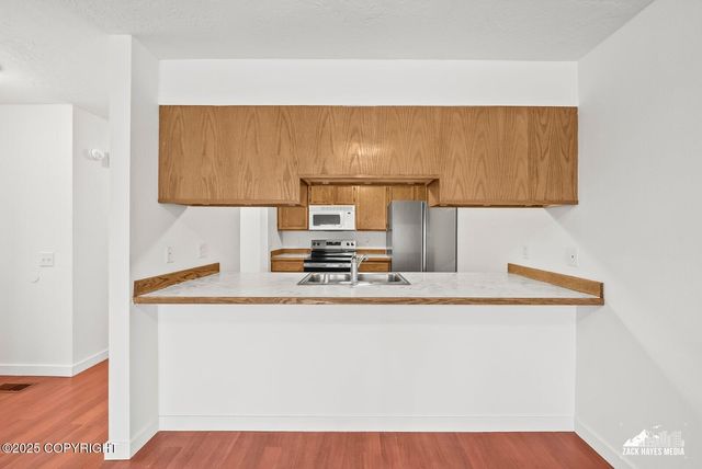 510 Glacier Bay Circle, Anchorage, AK 99508