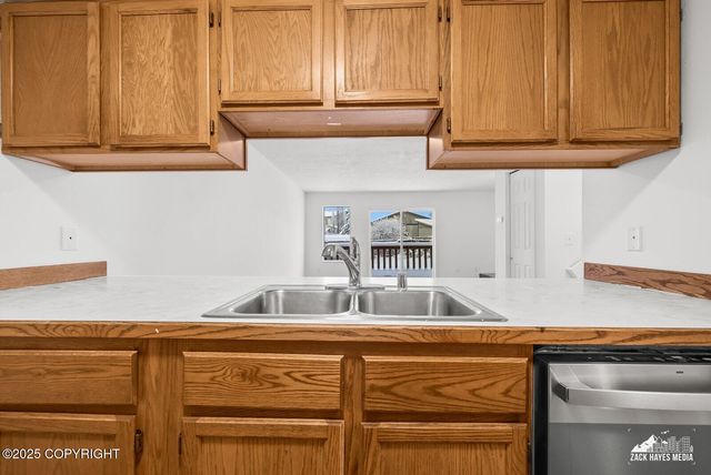 510 Glacier Bay Circle, Anchorage, AK 99508