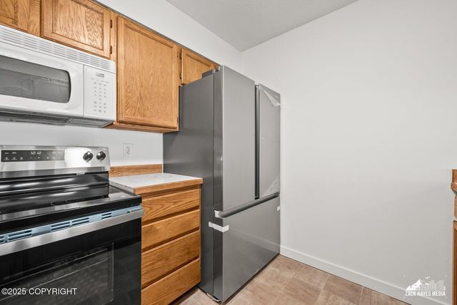 510 Glacier Bay Circle, Anchorage, AK 99508