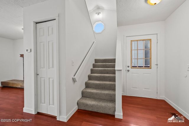 510 Glacier Bay Circle, Anchorage, AK 99508