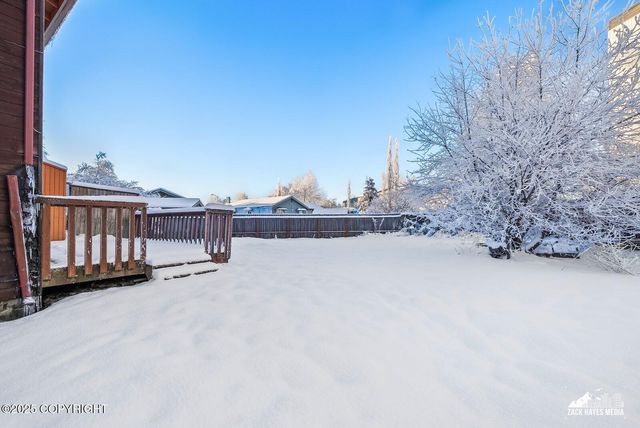 510 Glacier Bay Circle, Anchorage, AK 99508