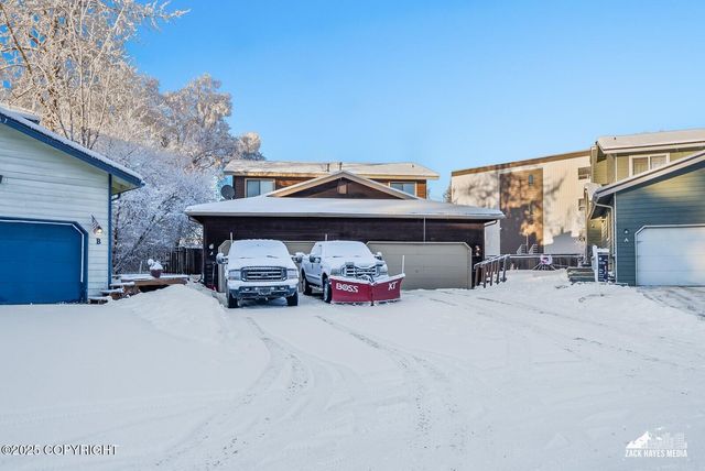 510 Glacier Bay Circle, Anchorage, AK 99508