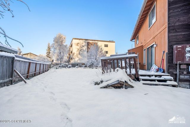 510 Glacier Bay Circle, Anchorage, AK 99508