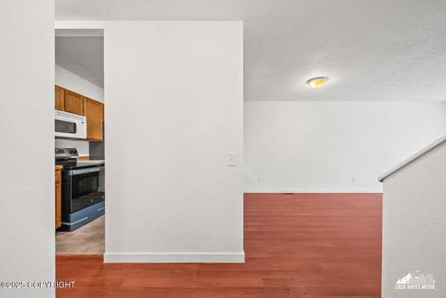 510 Glacier Bay Circle, Anchorage, AK 99508