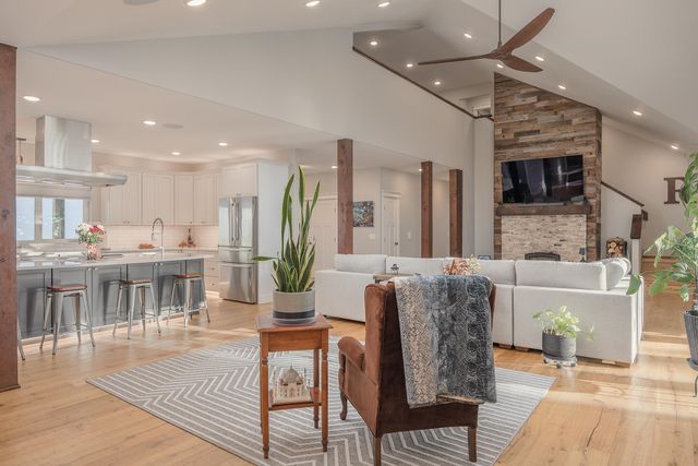 470 KELSEY PARK ROAD, Fairbanks, AK 99712