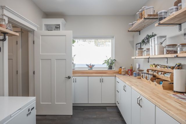 470 KELSEY PARK ROAD, Fairbanks, AK 99712