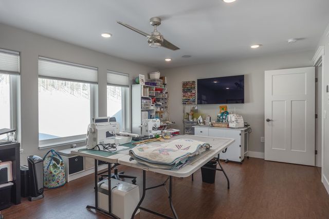 470 KELSEY PARK ROAD, Fairbanks, AK 99712