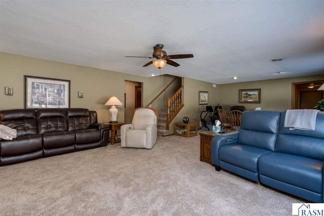 35 Taza Drive, Mankato, MN 56001