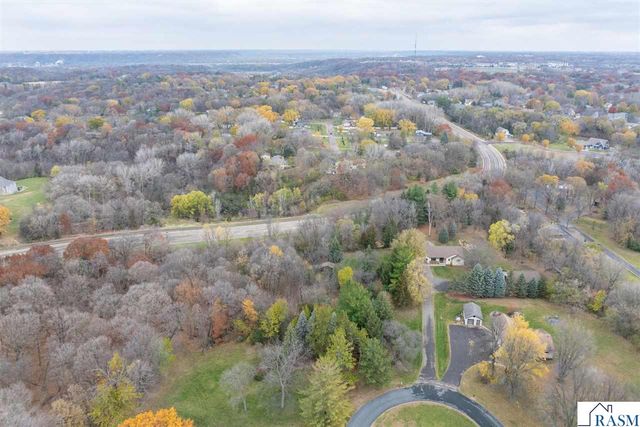 35 Taza Drive, Mankato, MN 56001