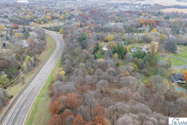 35 Taza Drive, Mankato, MN 56001