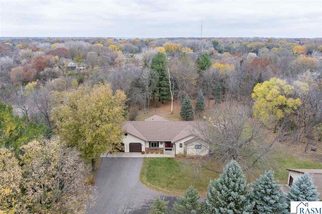 35 Taza Drive, Mankato, MN 56001
