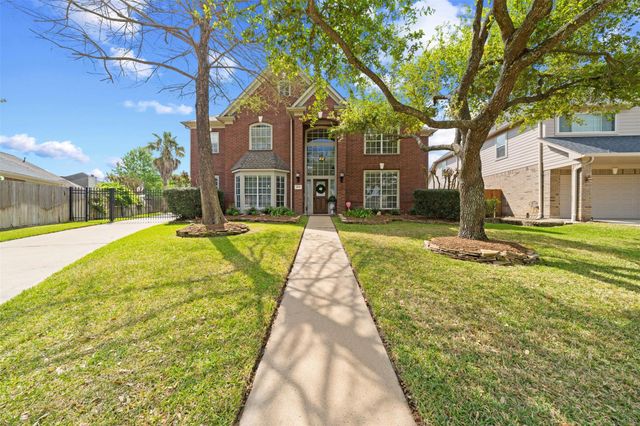 9715 Slate Field Drive, Houston, TX 77064