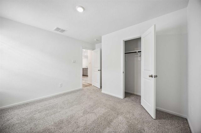 5112 Greengrass Willow Way, Houston, TX 77048