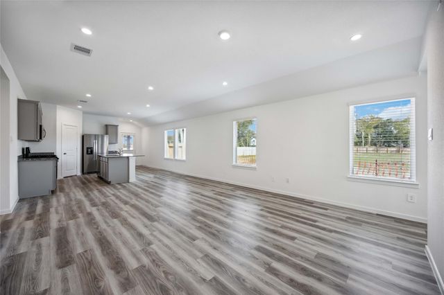 5112 Greengrass Willow Way, Houston, TX 77048