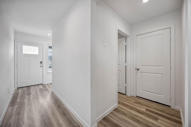5112 Greengrass Willow Way, Houston, TX 77048