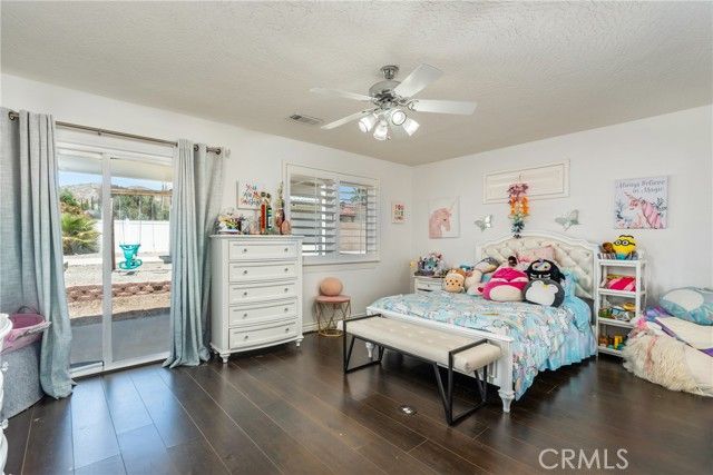 16501 Menahka Road, Apple Valley, CA 92307