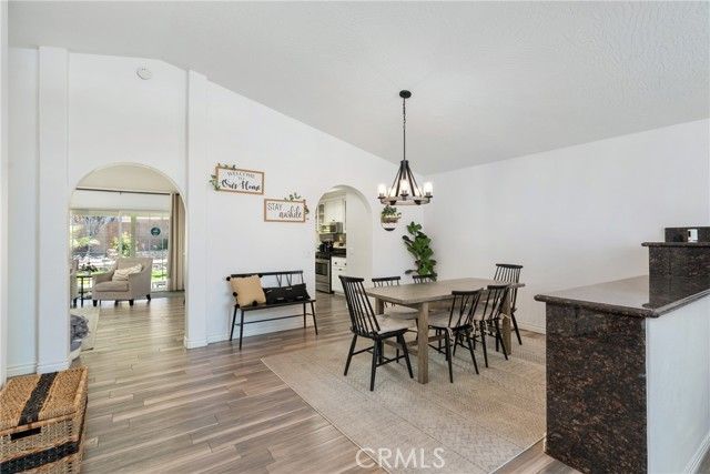 16501 Menahka Road, Apple Valley, CA 92307