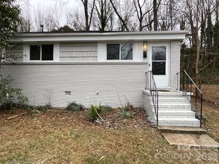 1742 Academy Street, Charlotte, NC 28205