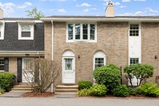 31 Fieldstone Drive # 31, Londonderry, NH 03053