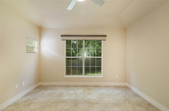 12230 Abbey Glen LN A, Austin, TX 78753