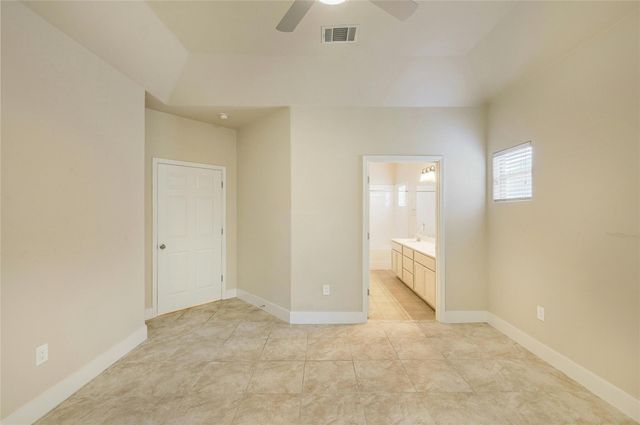 12230 Abbey Glen LN A, Austin, TX 78753
