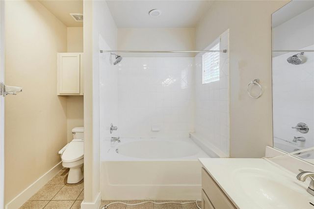 12230 Abbey Glen LN A, Austin, TX 78753