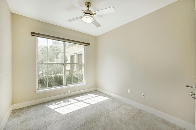 12230 Abbey Glen LN A, Austin, TX 78753