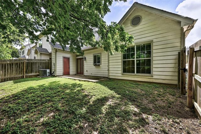 12230 Abbey Glen LN A, Austin, TX 78753