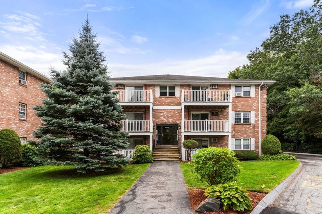 10 Karen Cir 14, Billerica, MA 01821