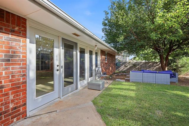 11817 W Edgemont Circle, Oklahoma City, OK 73162