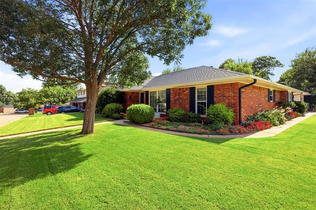 11817 W Edgemont Circle, Oklahoma City, OK 73162