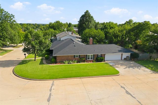 11817 W Edgemont Circle, Oklahoma City, OK 73162