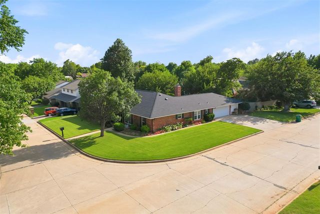 11817 W Edgemont Circle, Oklahoma City, OK 73162