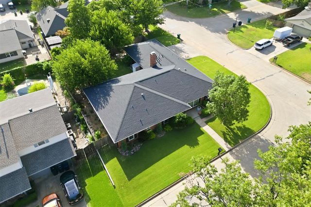 11817 W Edgemont Circle, Oklahoma City, OK 73162