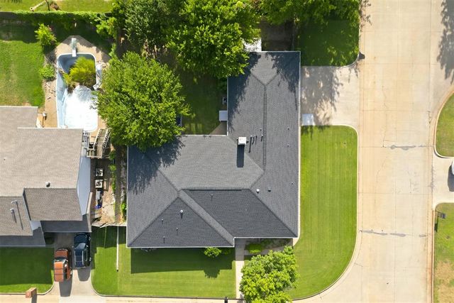 11817 W Edgemont Circle, Oklahoma City, OK 73162